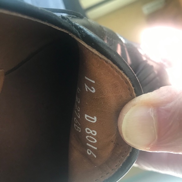 Men’s Allen Edmonds Acheson Dress Shoes - Picture 2 of 6